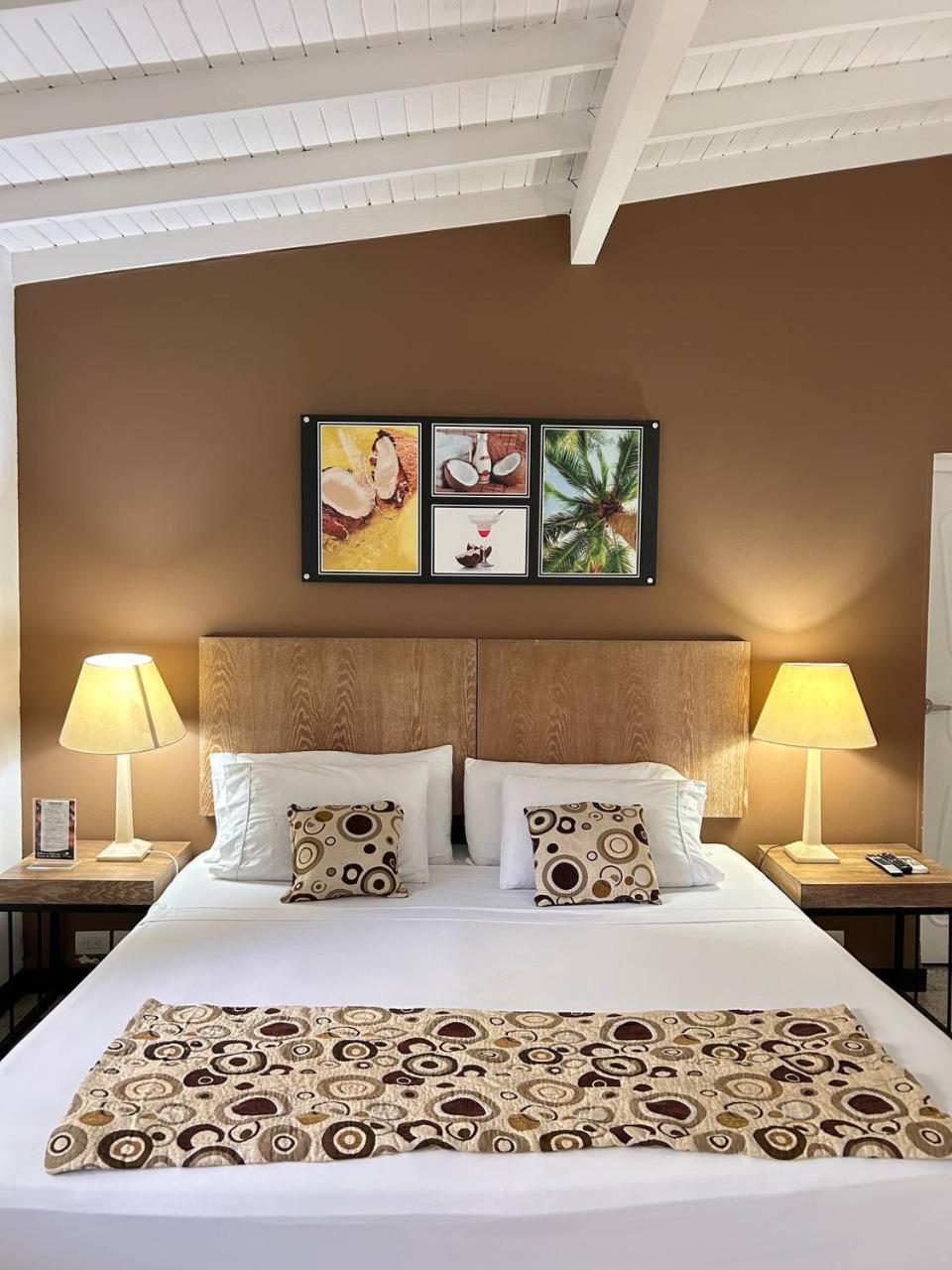Hotel Aromax Del Campestre メデジン エクステリア 写真
